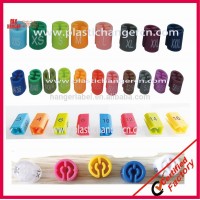 colored hanger size markers for hangers